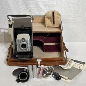 Polaroid Land Camera Model 80 B Antique Vintage Case Extras 80B Light  Reducer